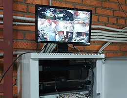 Монтаж видеонаблюдения (ВН), системы охранной сигнализации (ОС) и системы контроля доступа (СКД) в здании складского комплекса.
